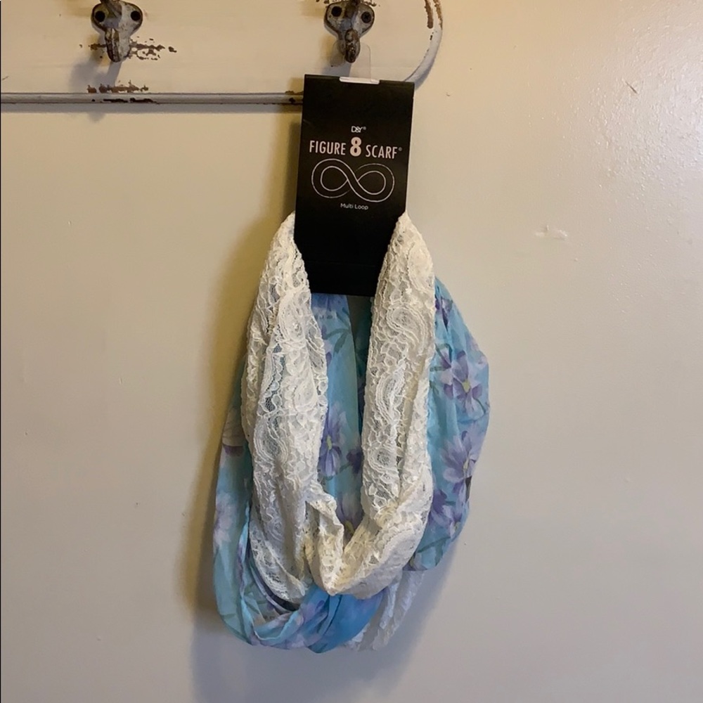 Brand new scarf!